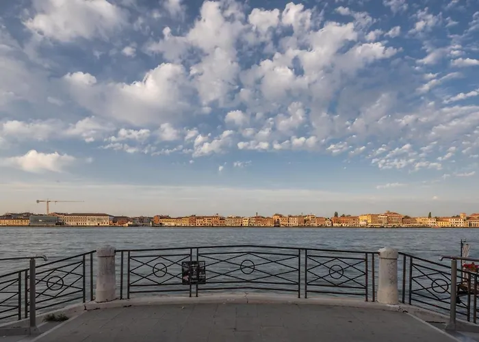 Accademia Apartments R&R